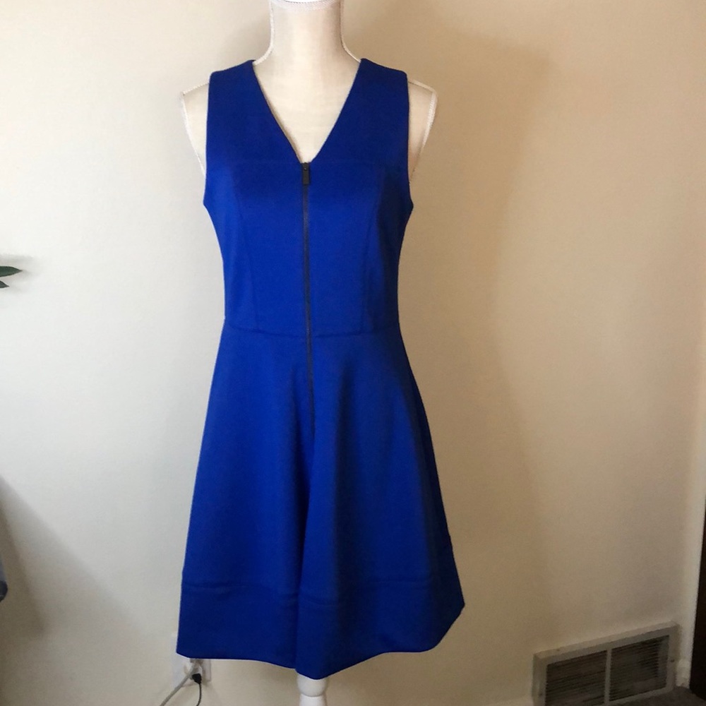 Beautiful Vince Canute bright blue dress, with zip up detail on front of dress.